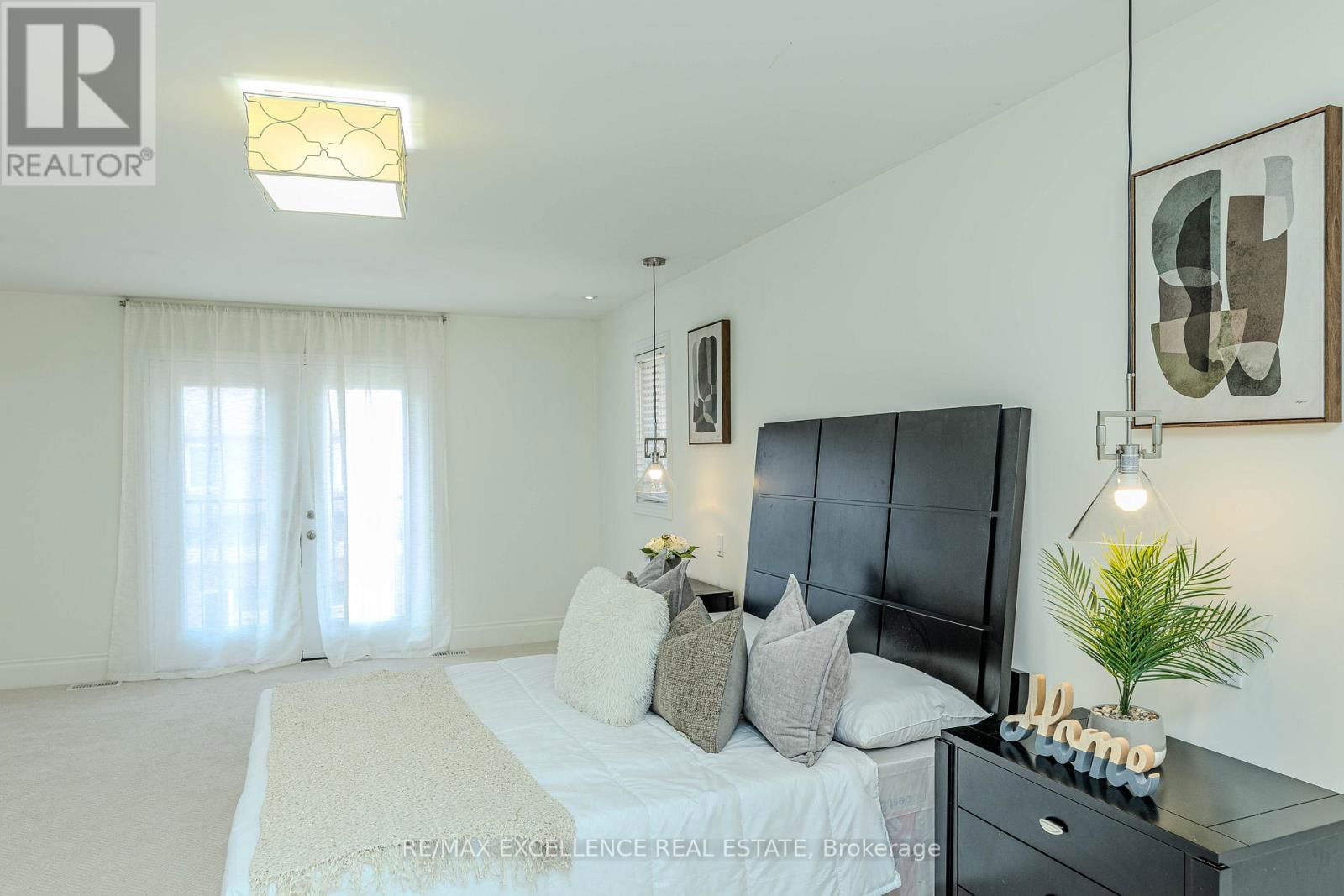 24 DELMONICO ROAD Image 37