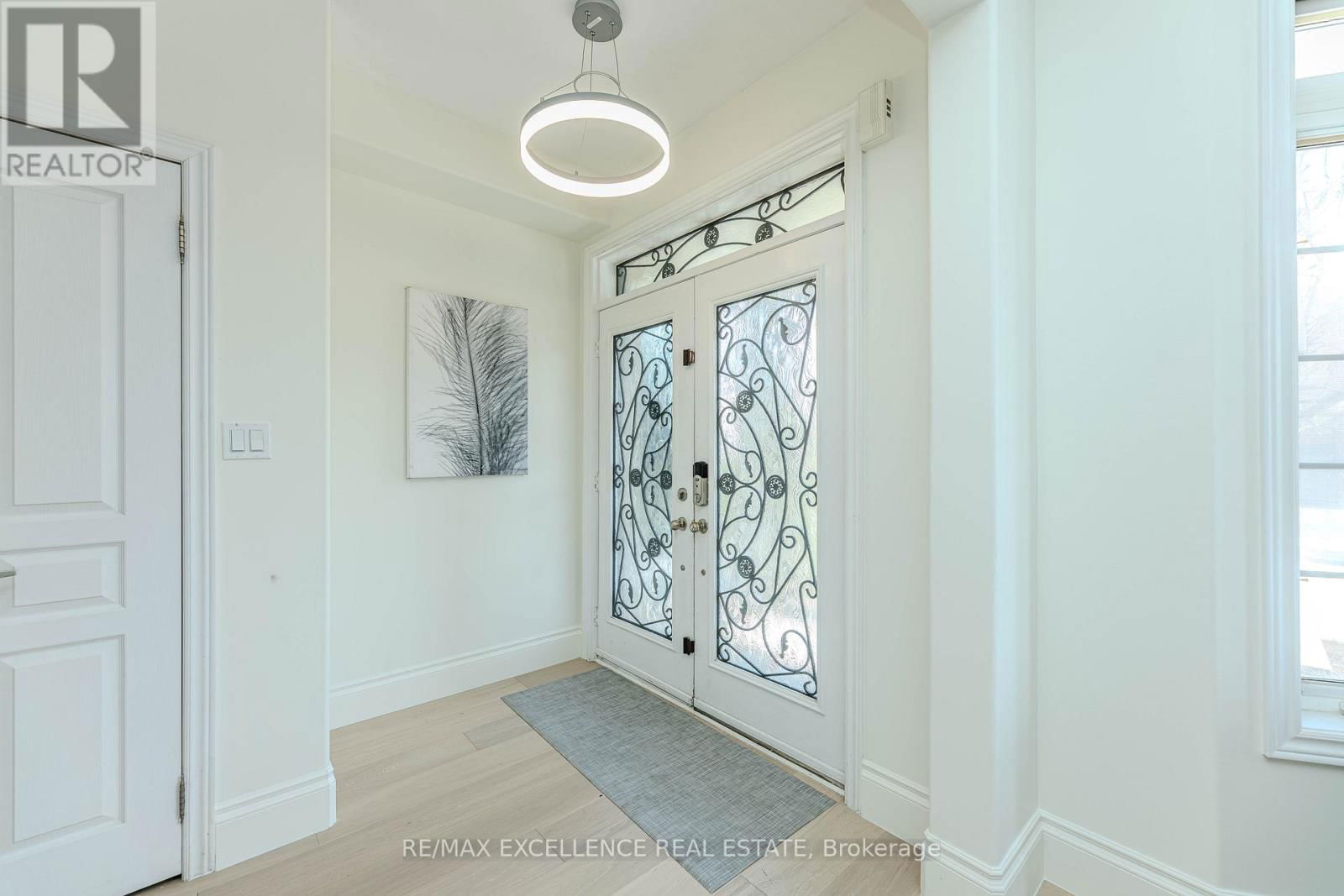 24 DELMONICO ROAD Image 5
