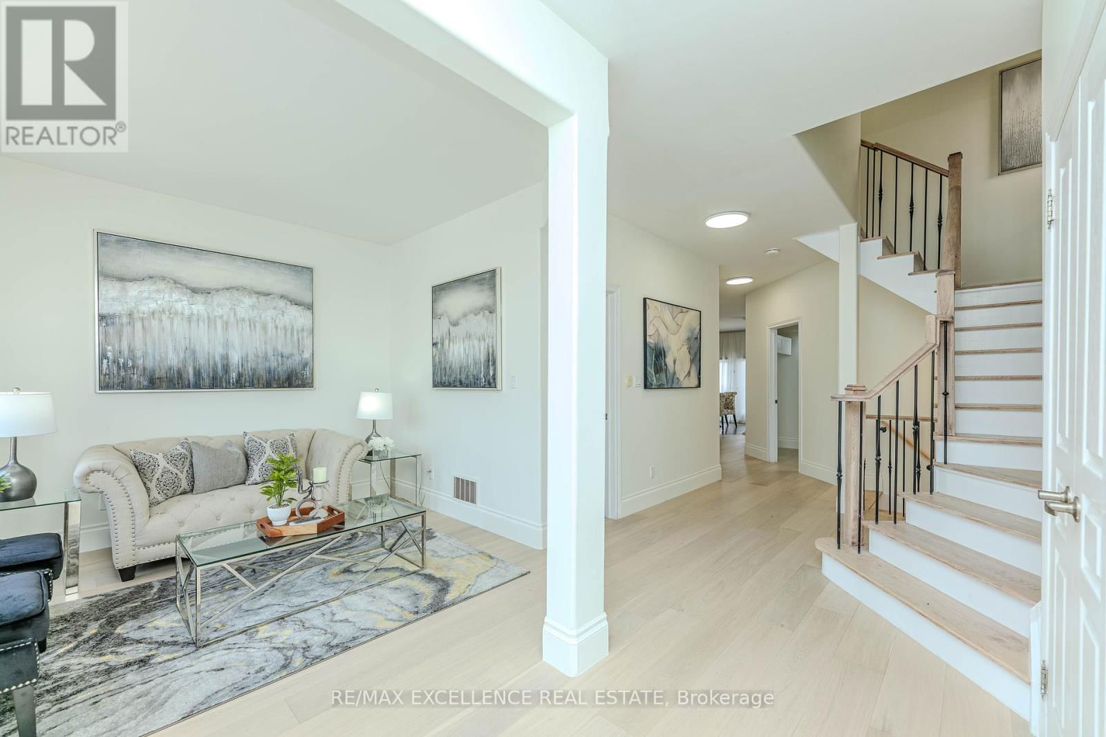 24 DELMONICO ROAD Image 6