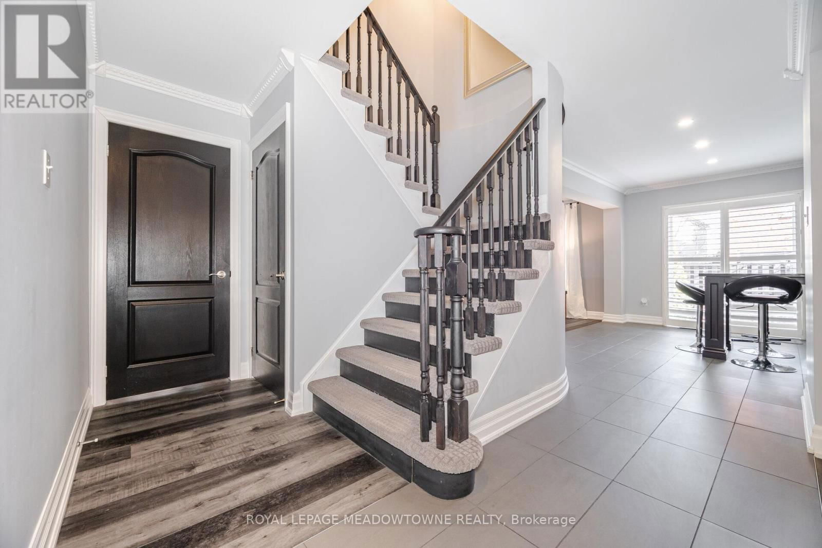 1240 FIELD DRIVE Image 20