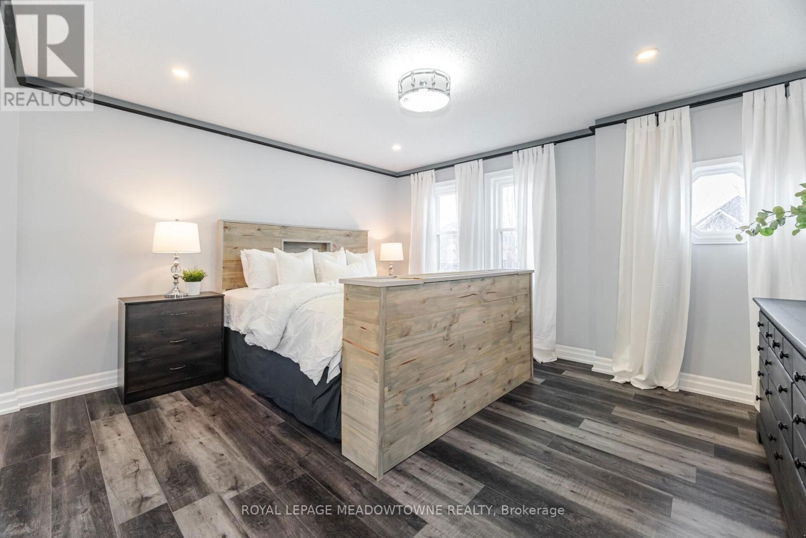 1240 FIELD DRIVE Image 27