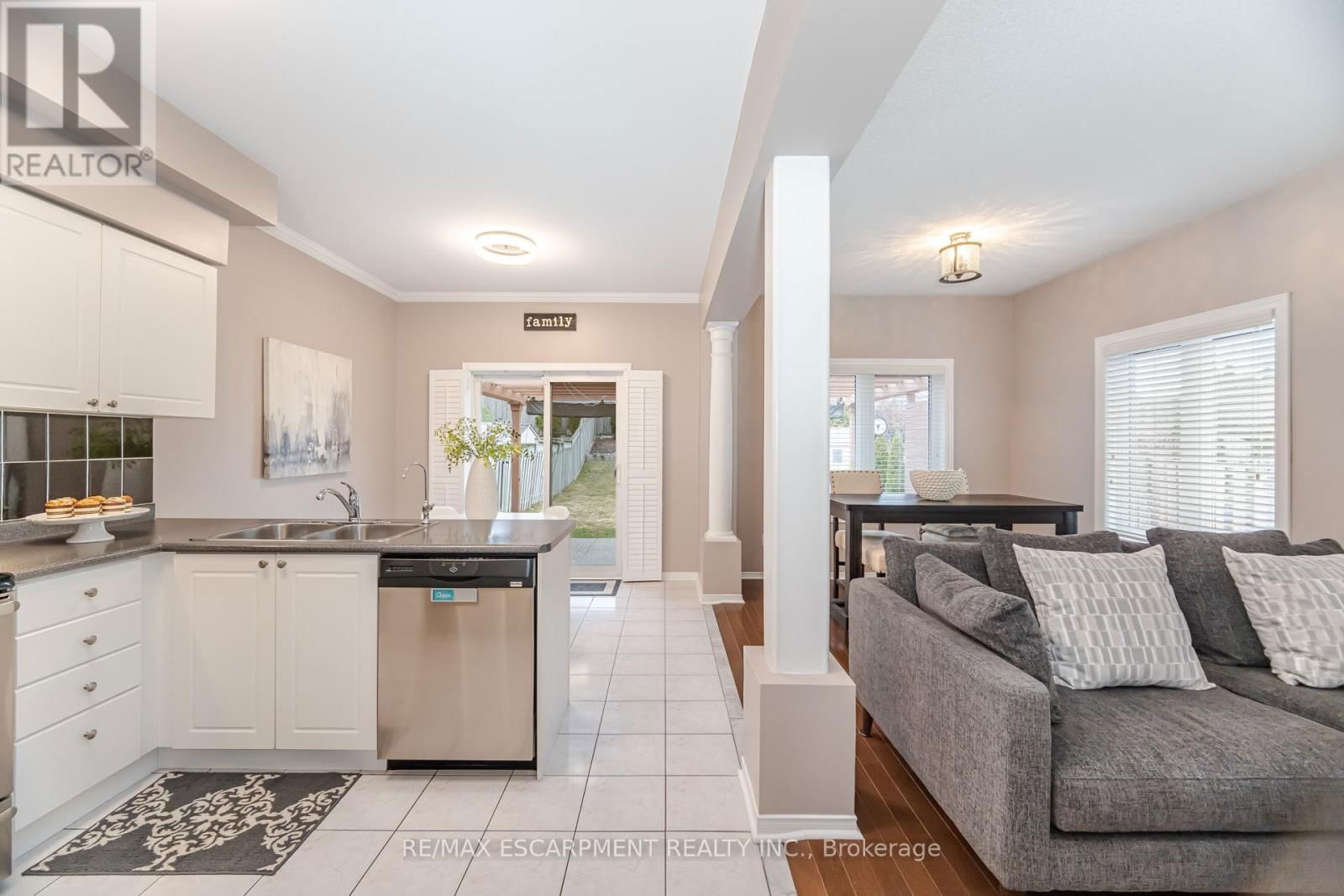 7521 DOVERWOOD DRIVE Image 6