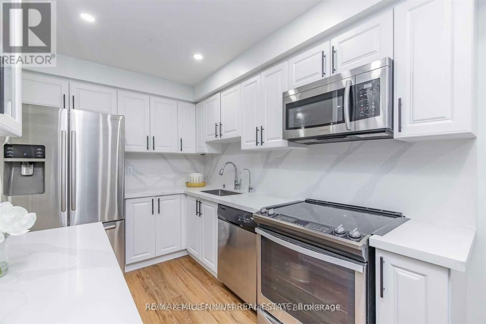 15 PRINCE CRESCENT Image 11