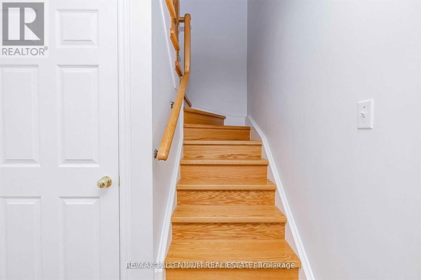 15 PRINCE CRESCENT Image 12