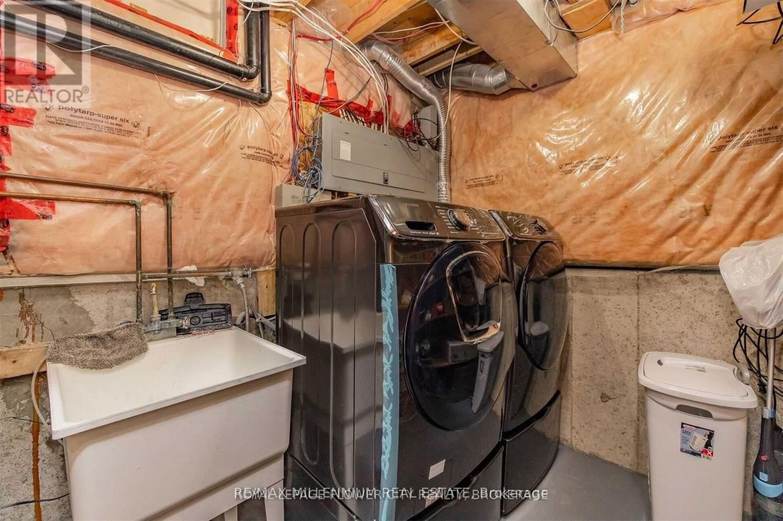 15 PRINCE CRESCENT Image 24