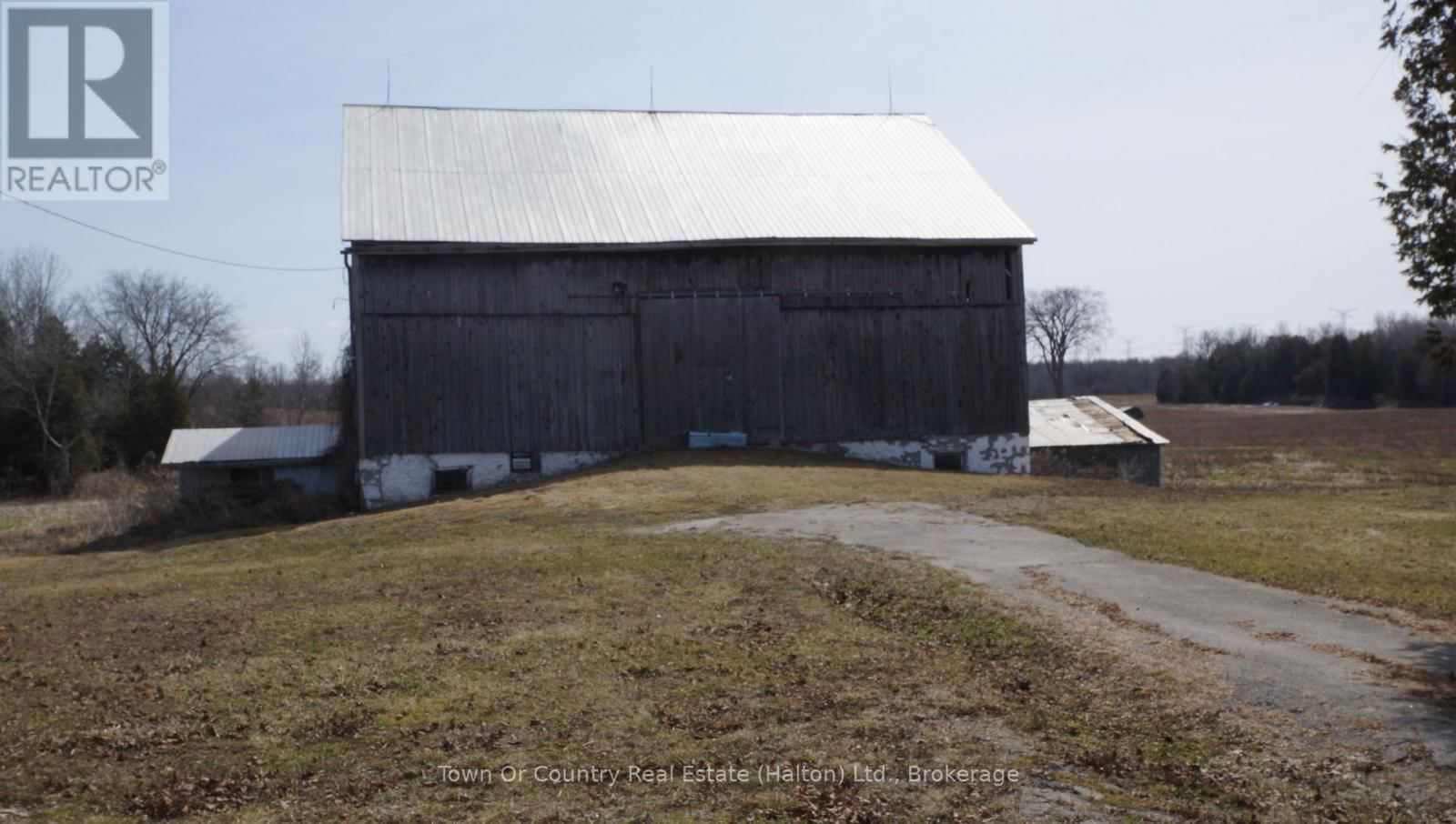 10894 32 SIDEROAD NORTH Image 2