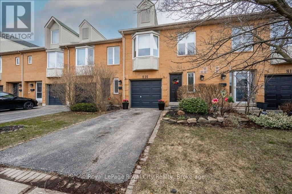 816 VILLAGE GREEN BOULEVARD Image 3