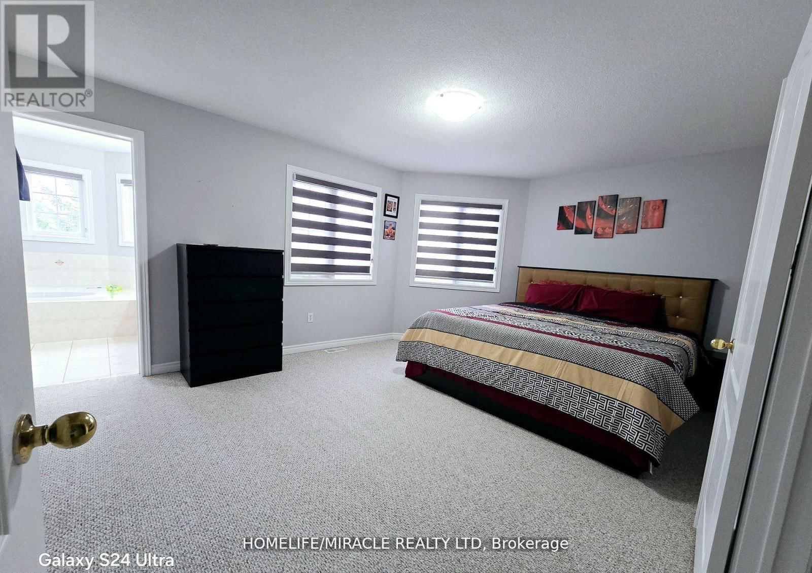 33 ATIRA AVENUE Image 12