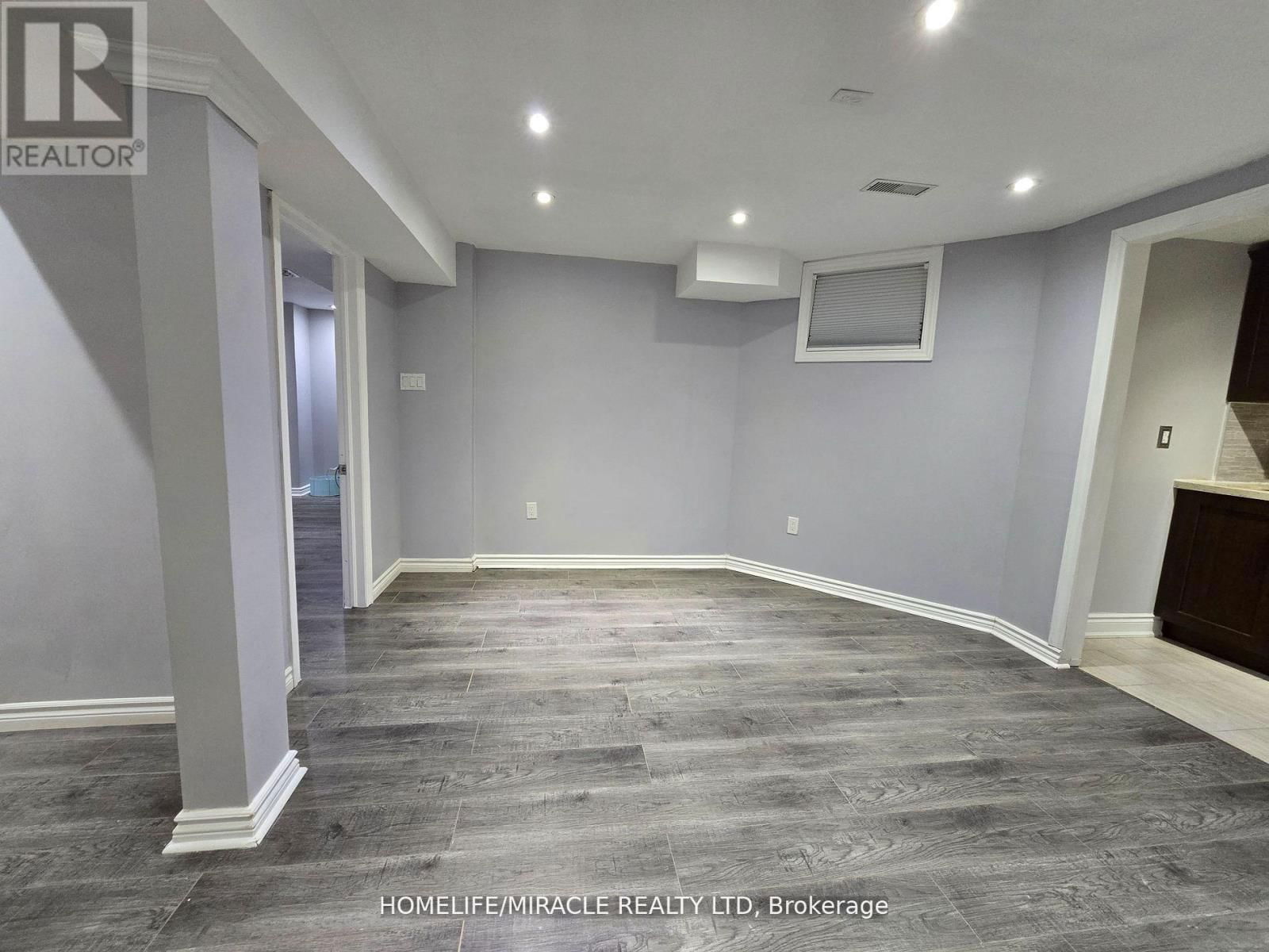 33 ATIRA AVENUE Image 22