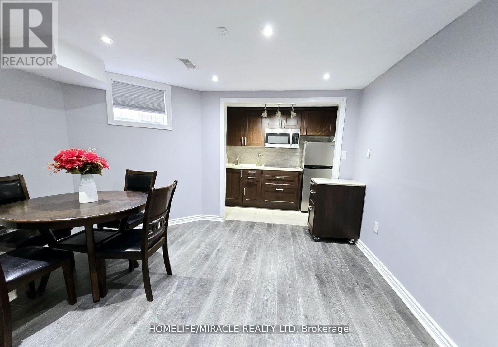 33 ATIRA AVENUE Image 28