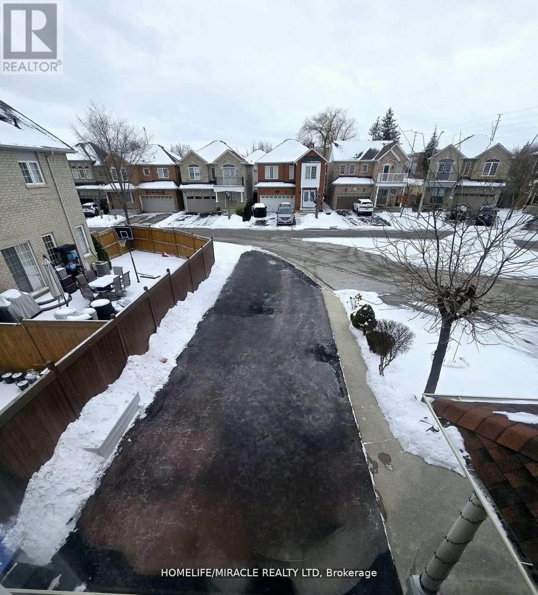 33 ATIRA AVENUE Image 30