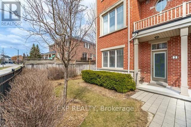 5 - 5725 TOSCA DRIVE Image 15