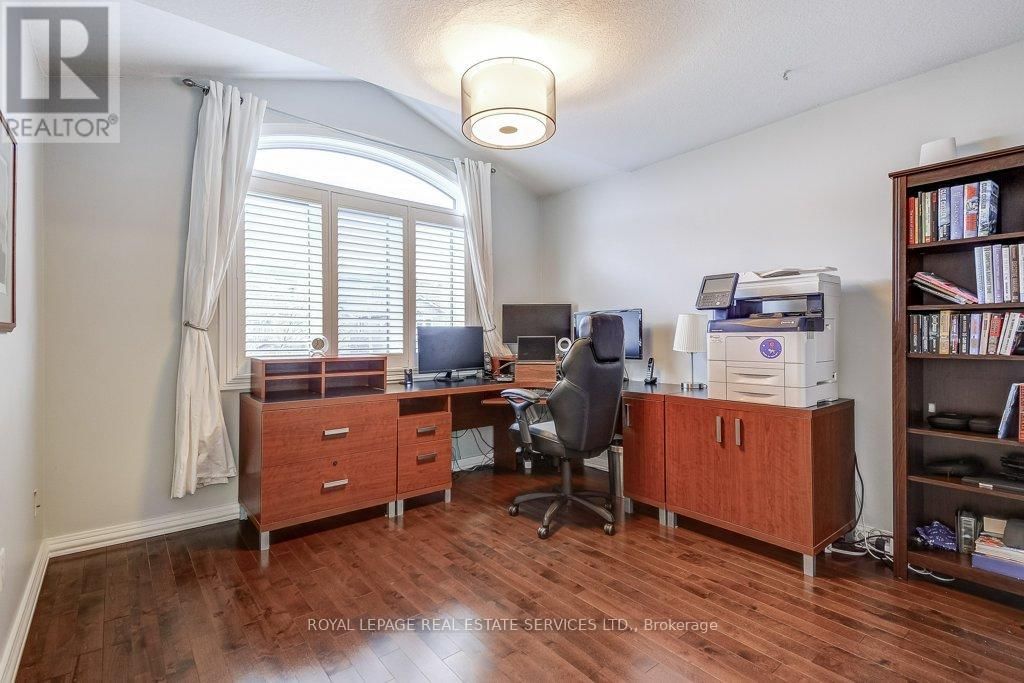 5194 TYDMAN WAY Image 29