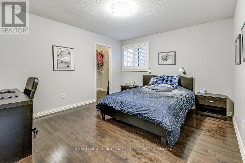 5194 TYDMAN WAY Image 32