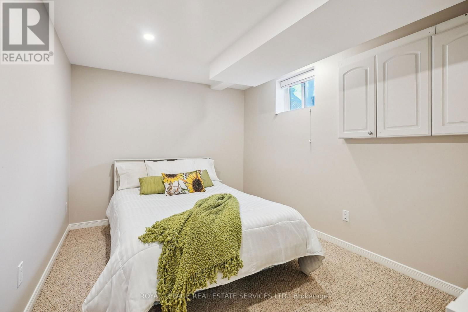 602 ROSEDALE CRESCENT Image 19