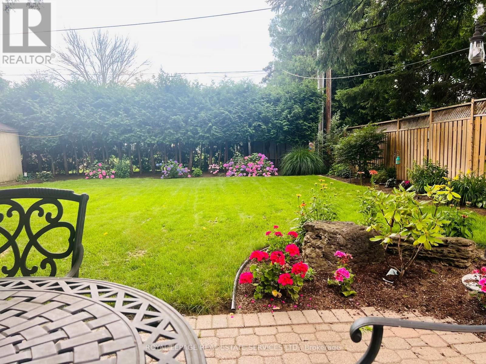 602 ROSEDALE CRESCENT Image 21