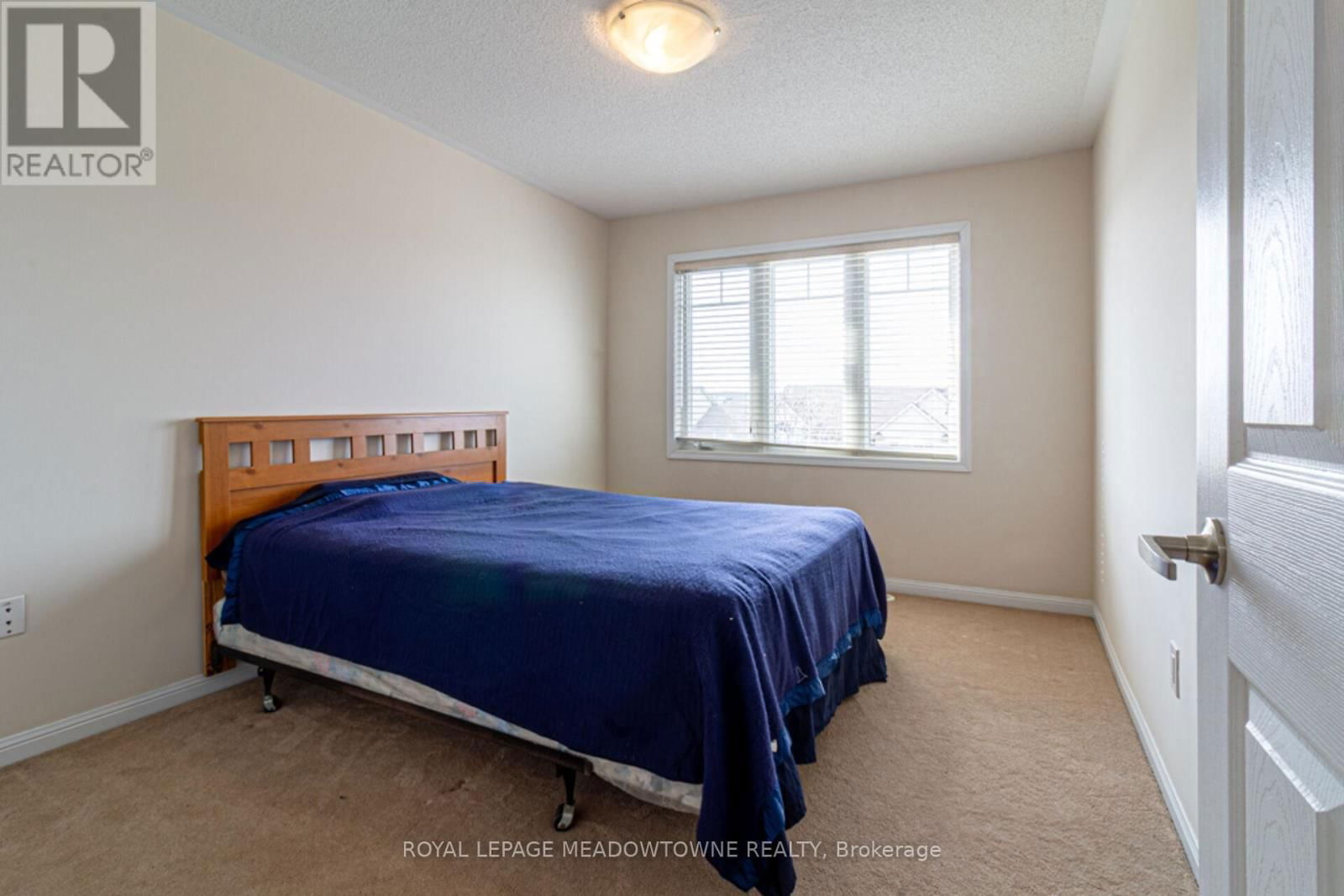 217 WOODLEY CRESCENT Image 26