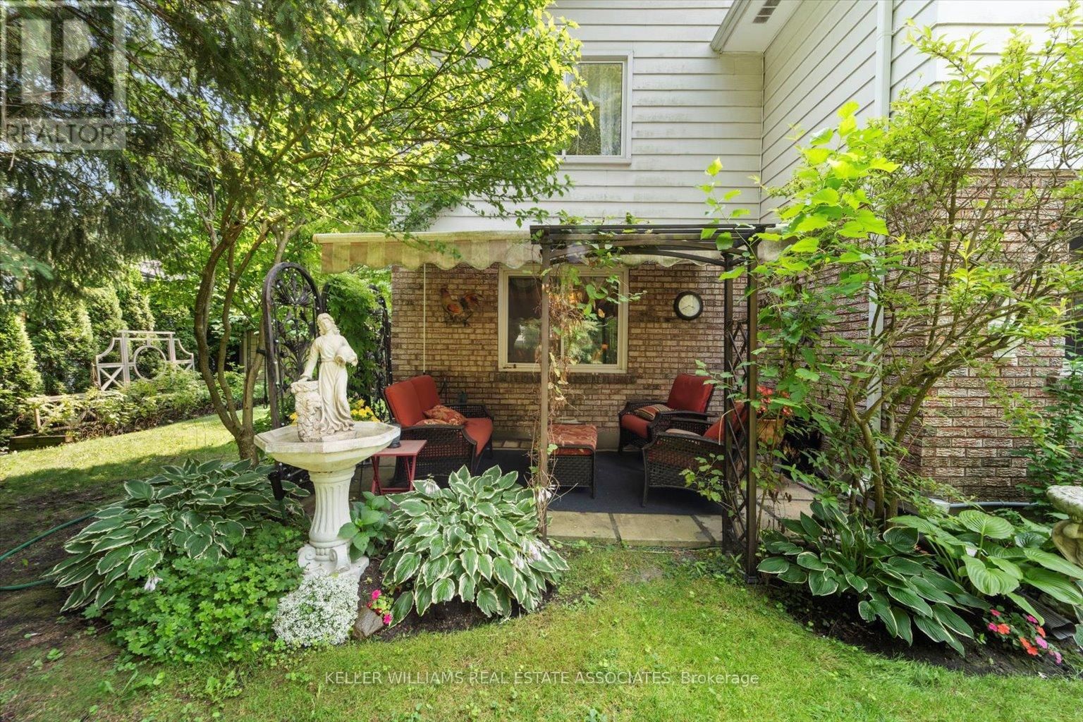 39 MAPLEWOOD ROAD Image 38