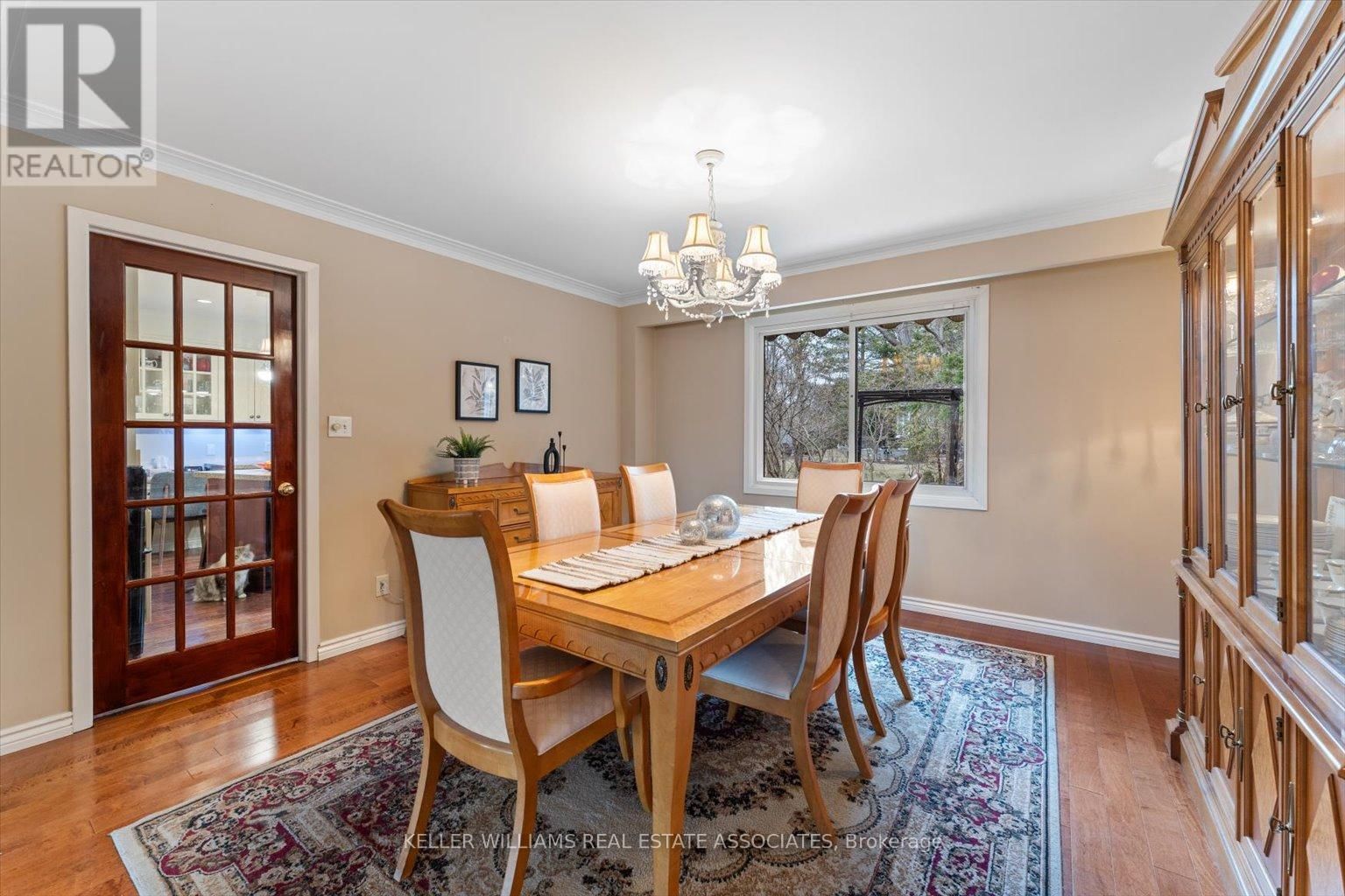 39 MAPLEWOOD ROAD Image 5