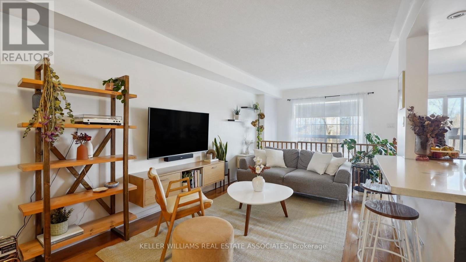 69 - 6399 SPINNAKER CIRCLE Image 5