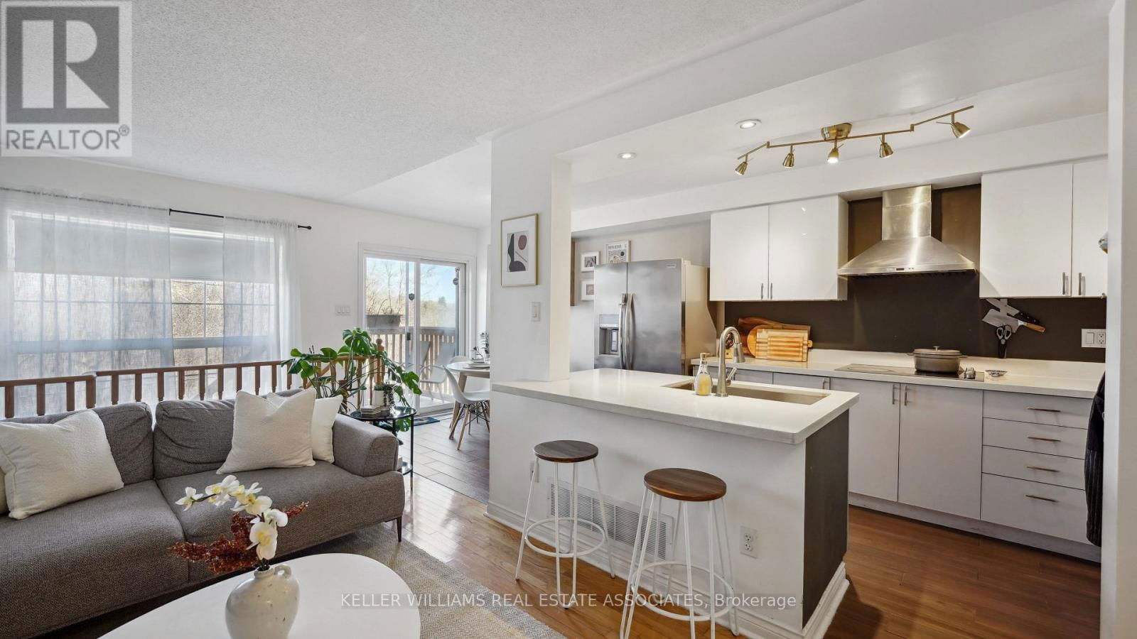 69 - 6399 SPINNAKER CIRCLE Image 8