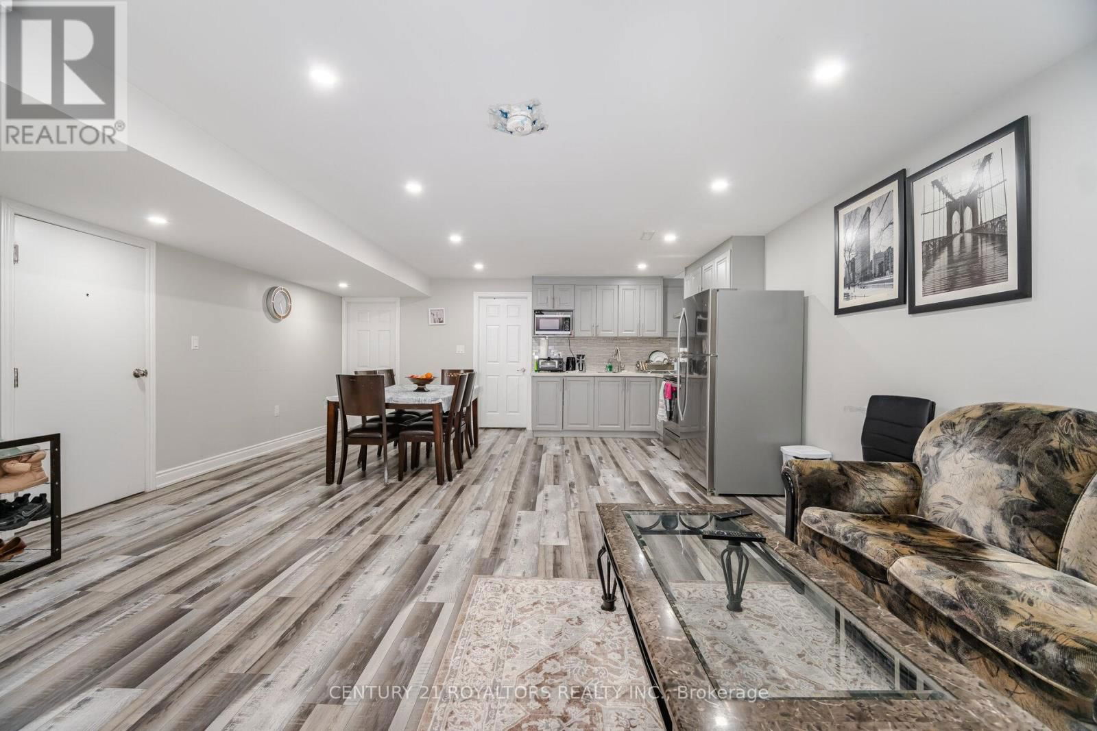 66 KALMIA ROAD Image 24