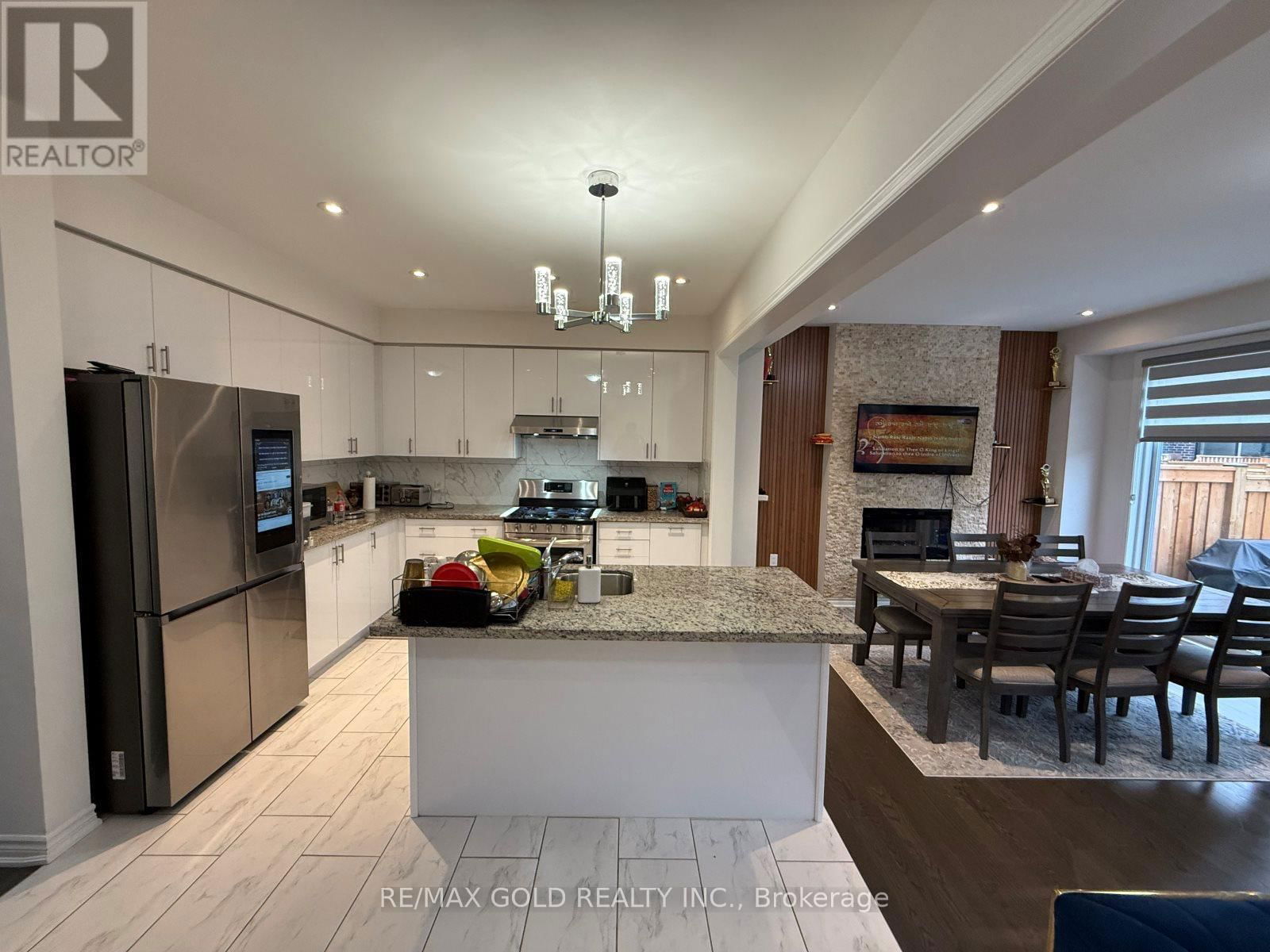 55 CALABRIA DRIVE Image 11