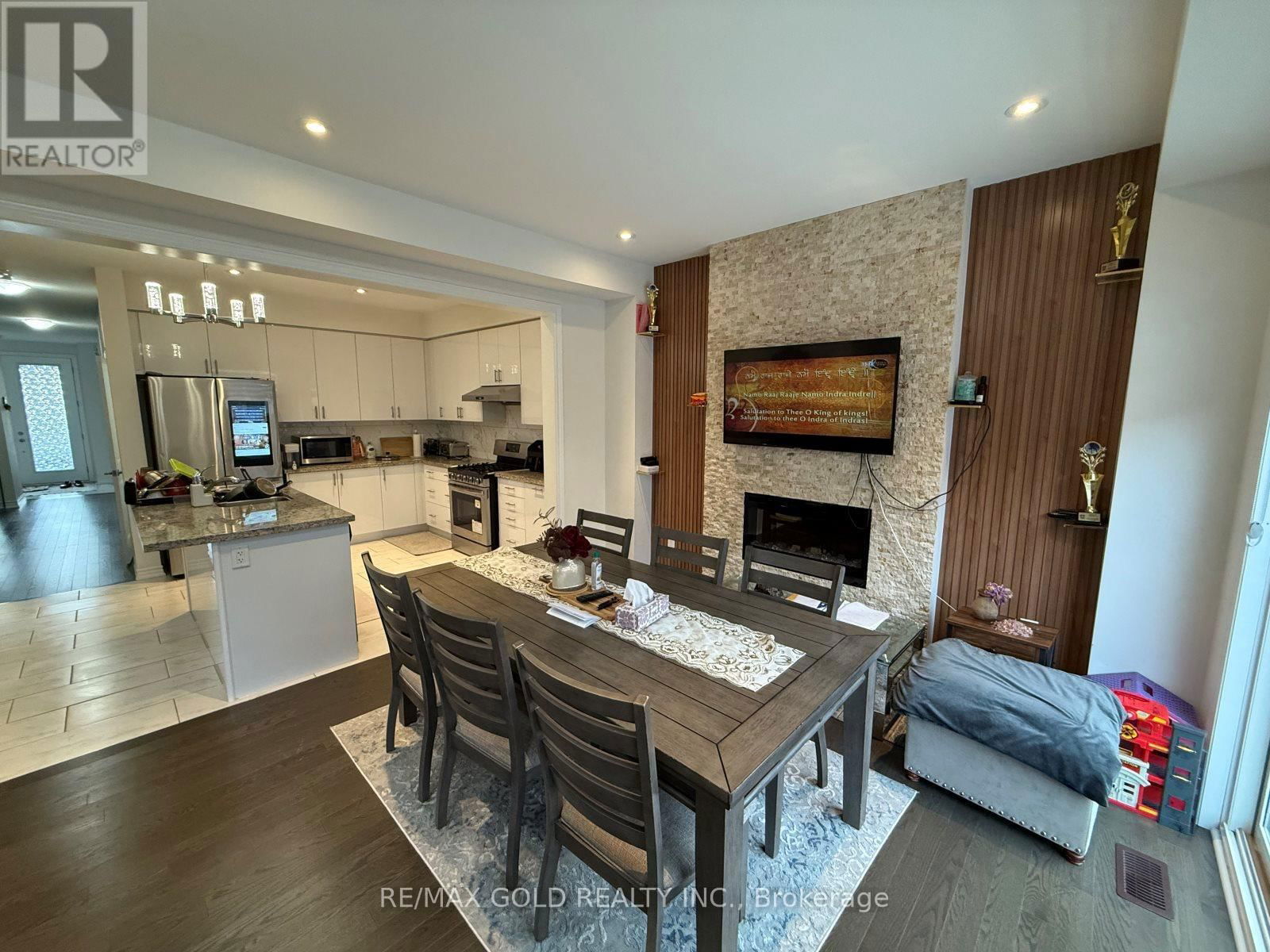 55 CALABRIA DRIVE Image 15