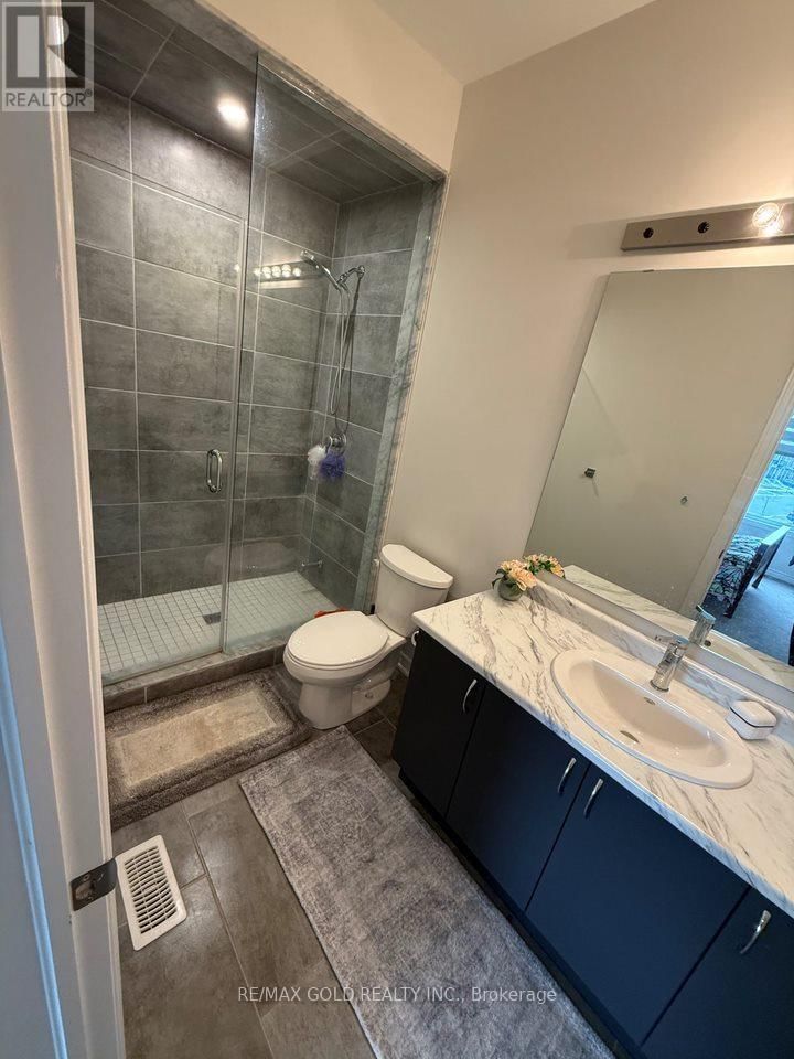 55 CALABRIA DRIVE Image 37