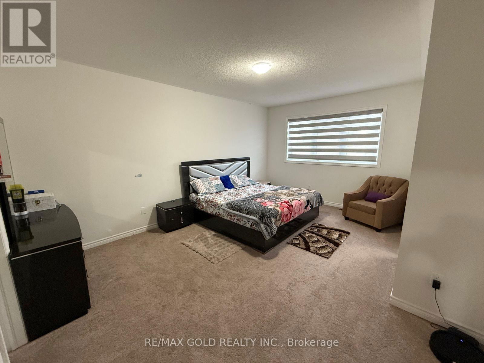 55 CALABRIA DRIVE Image 41