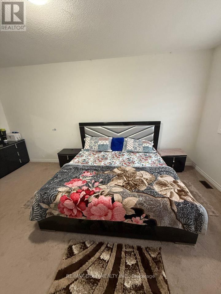55 CALABRIA DRIVE Image 42