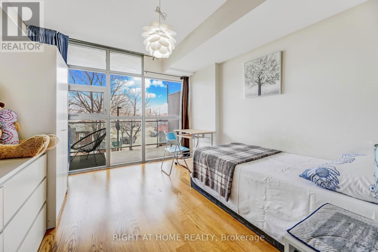 201 - 2464 WESTON ROAD Image 10