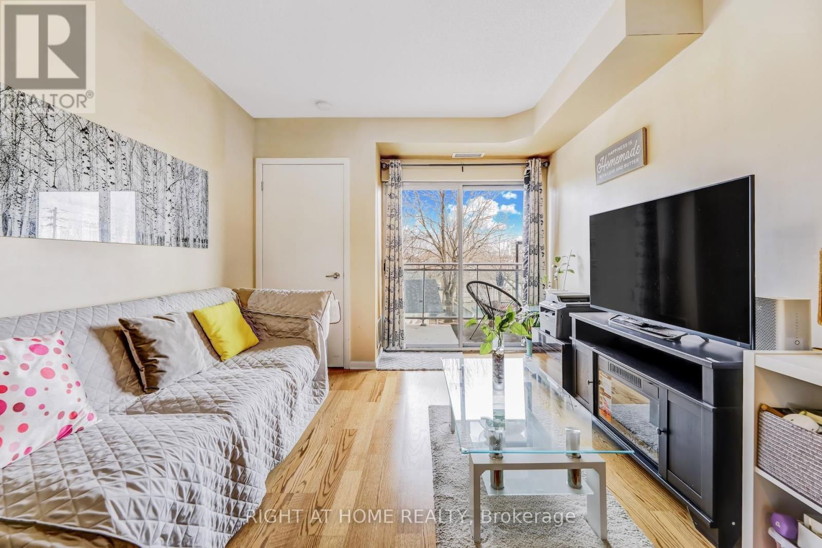201 - 2464 WESTON ROAD Image 2