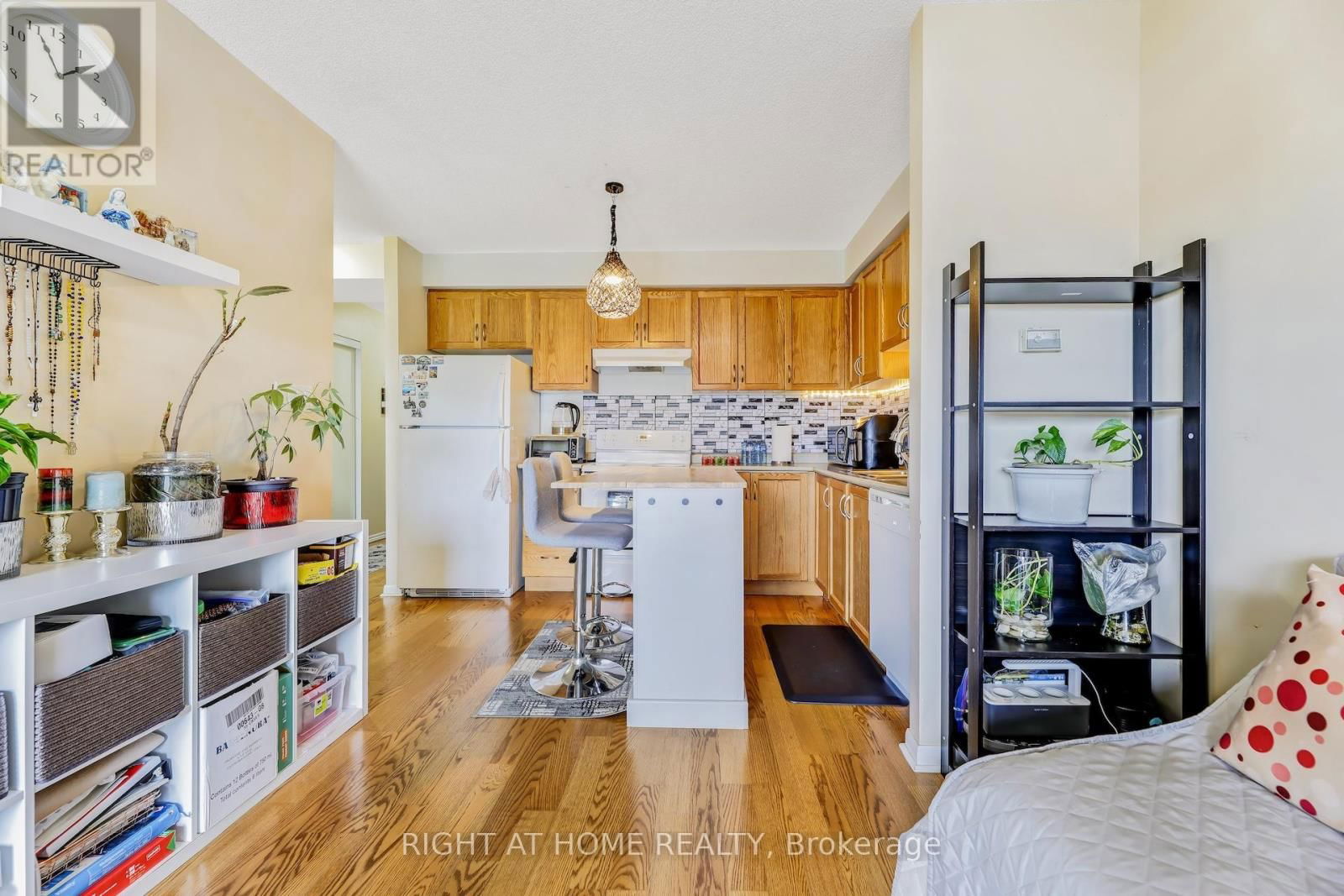 201 - 2464 WESTON ROAD Image 5