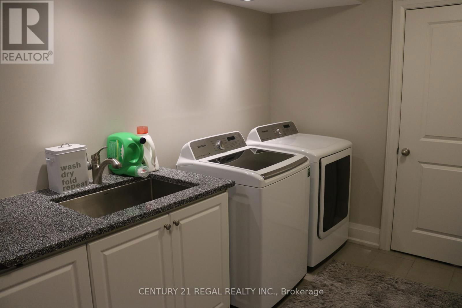 18 ROWSE CRESCENT Image 19