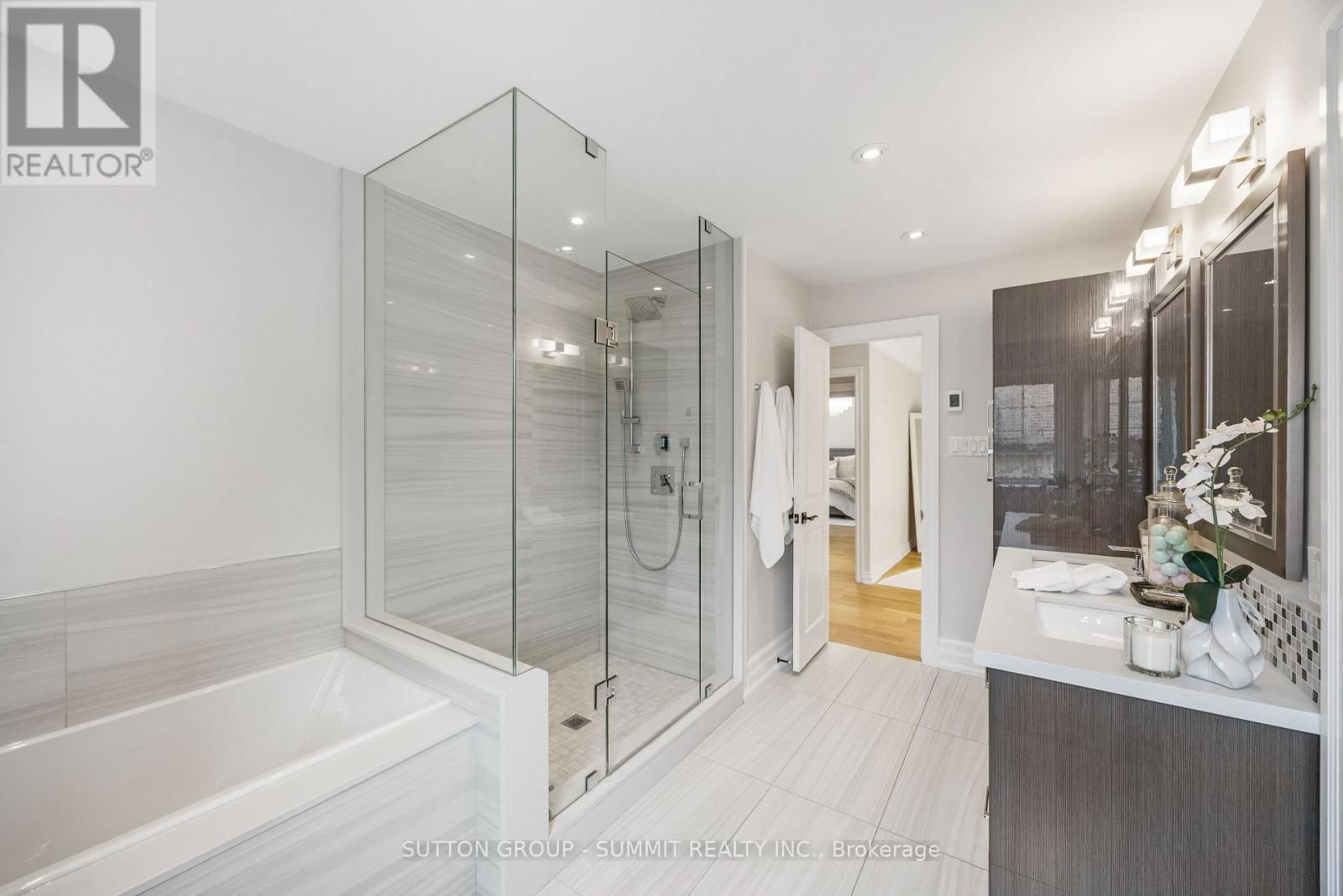 775 TERLIN BOULEVARD Image 29
