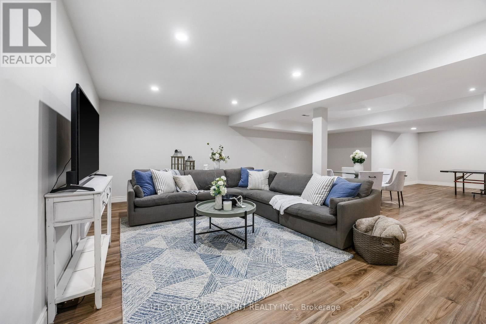 775 TERLIN BOULEVARD Image 44