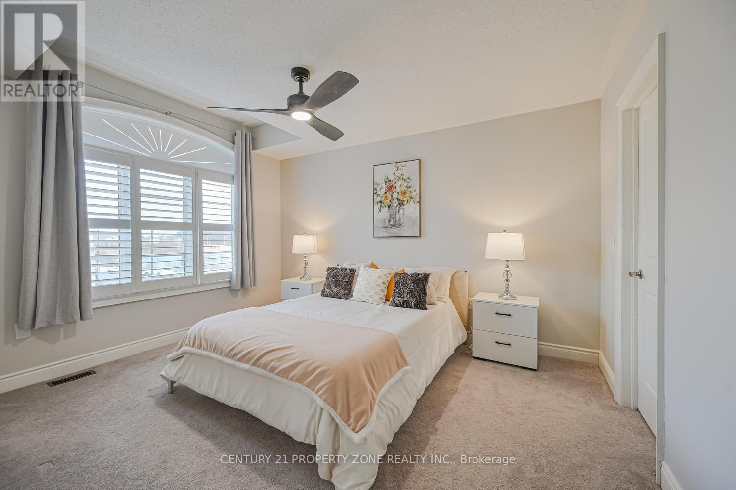 1544 LEGER WAY Image 32