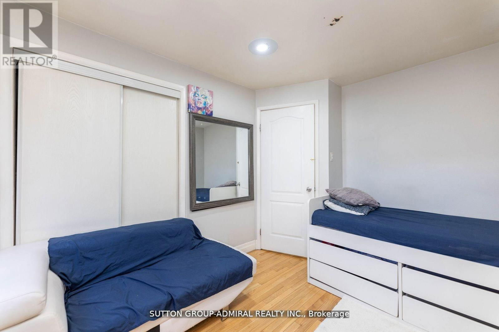 1085 WESTON ROAD Image 17