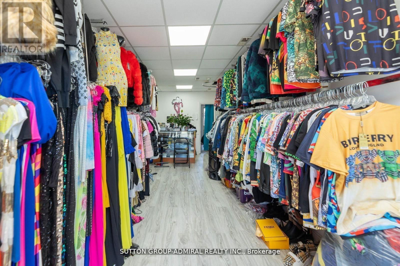 1085 WESTON ROAD Image 6