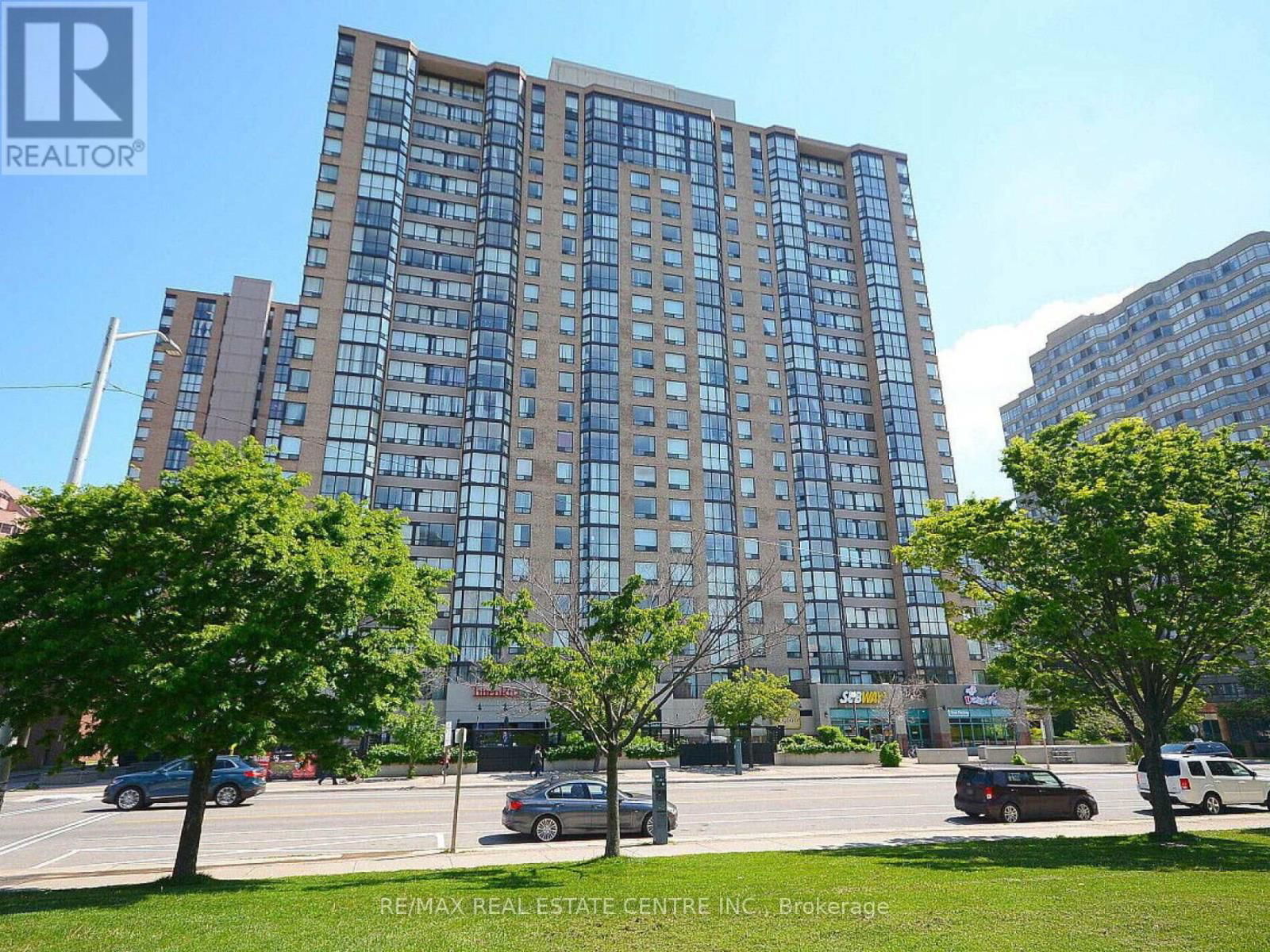 606 - 285 ENFIELD PLACE Image 2