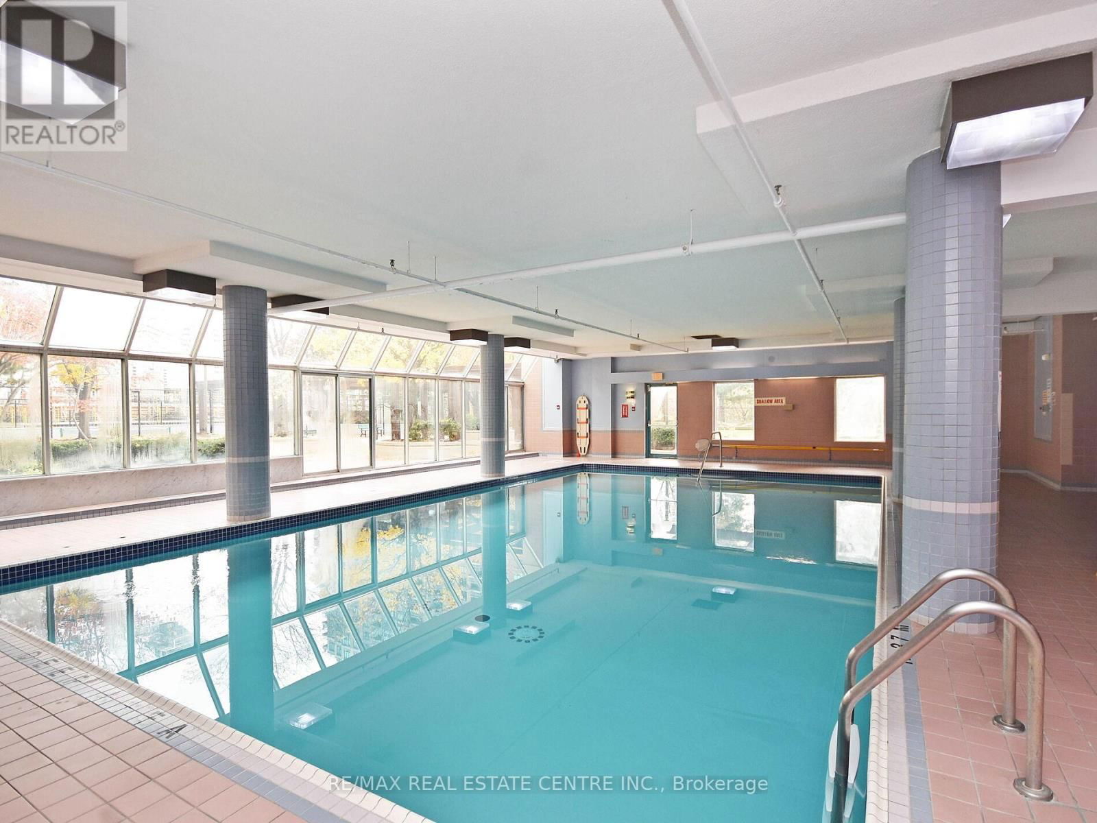 606 - 285 ENFIELD PLACE Image 35