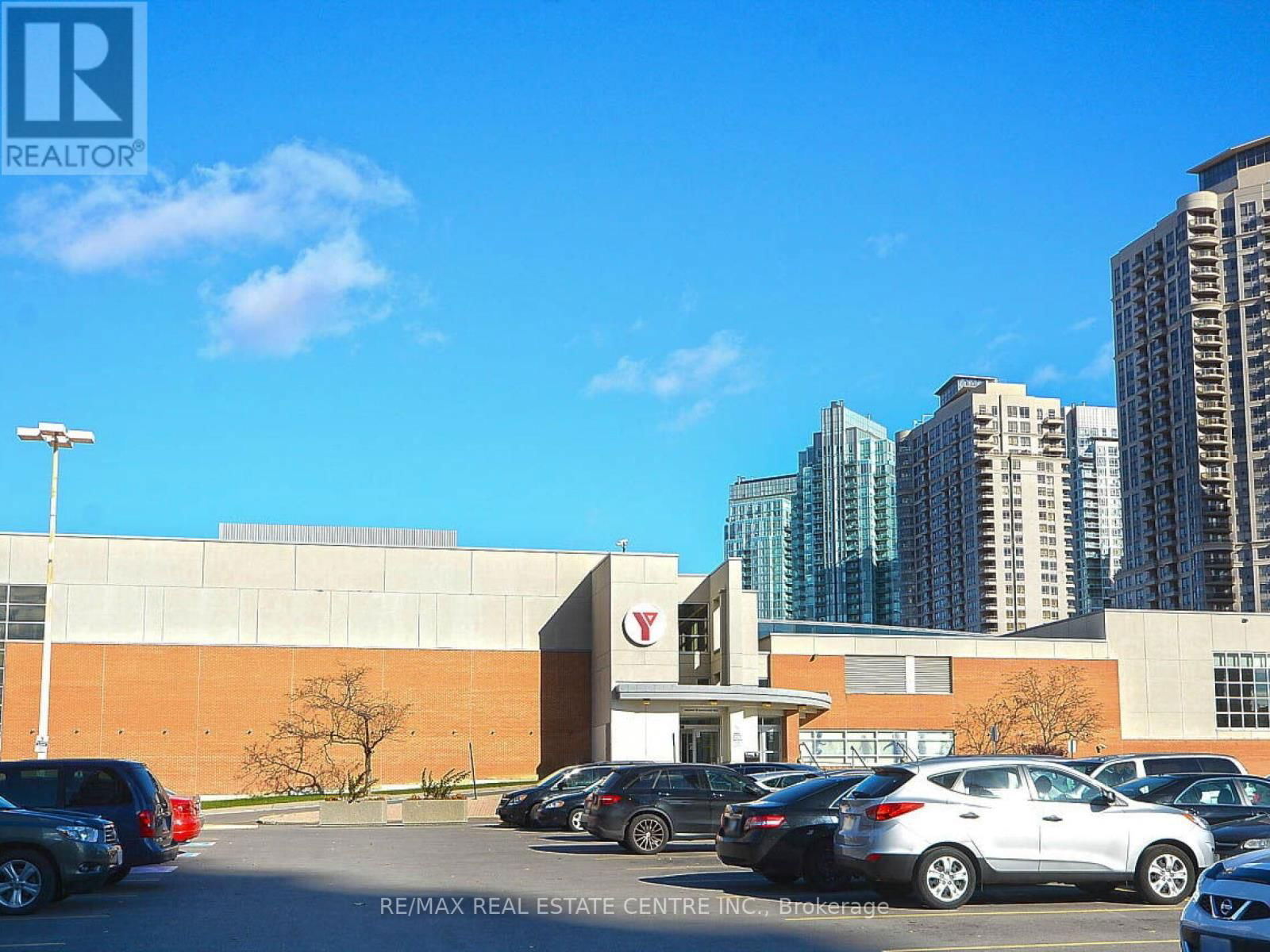 606 - 285 ENFIELD PLACE Image 50