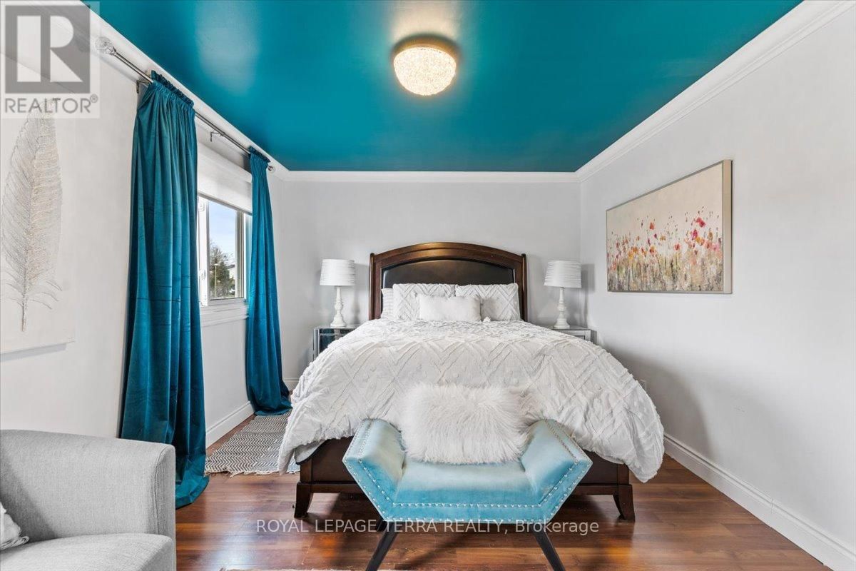 276 ROYAL SALISBURY WAY Image 14