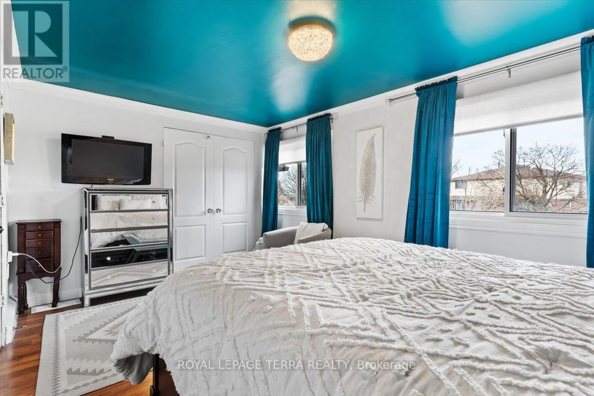 276 ROYAL SALISBURY WAY Image 15