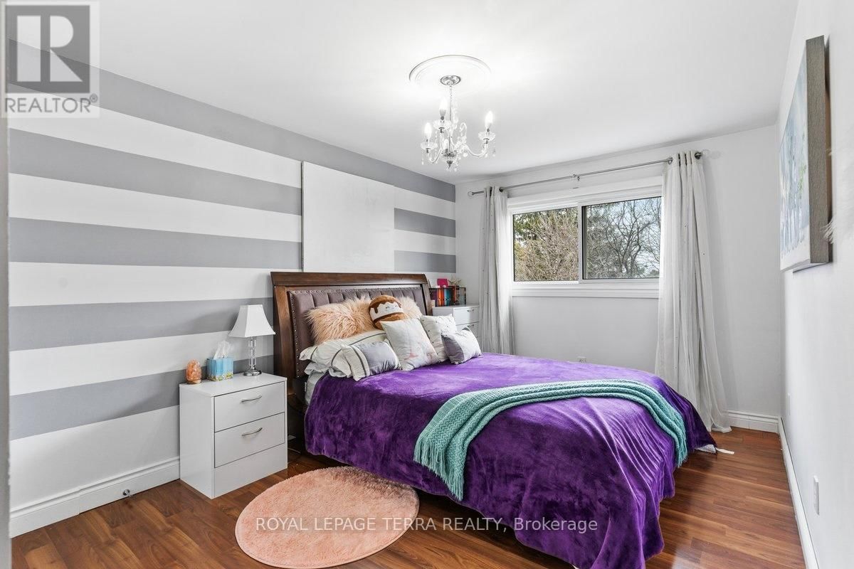 276 ROYAL SALISBURY WAY Image 18