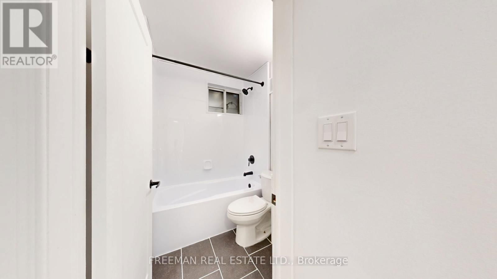 1252 DAVENPORT ROAD Image 15