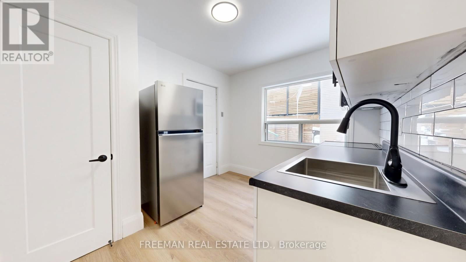 1252 DAVENPORT ROAD Image 3