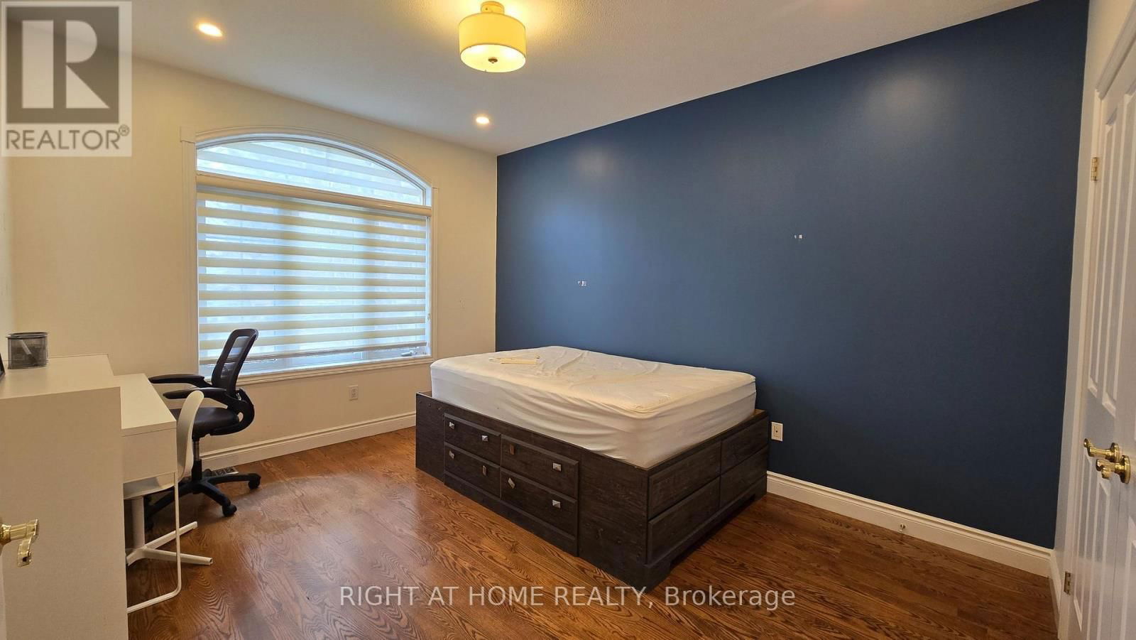2171 LAKESHORE ROAD Image 30