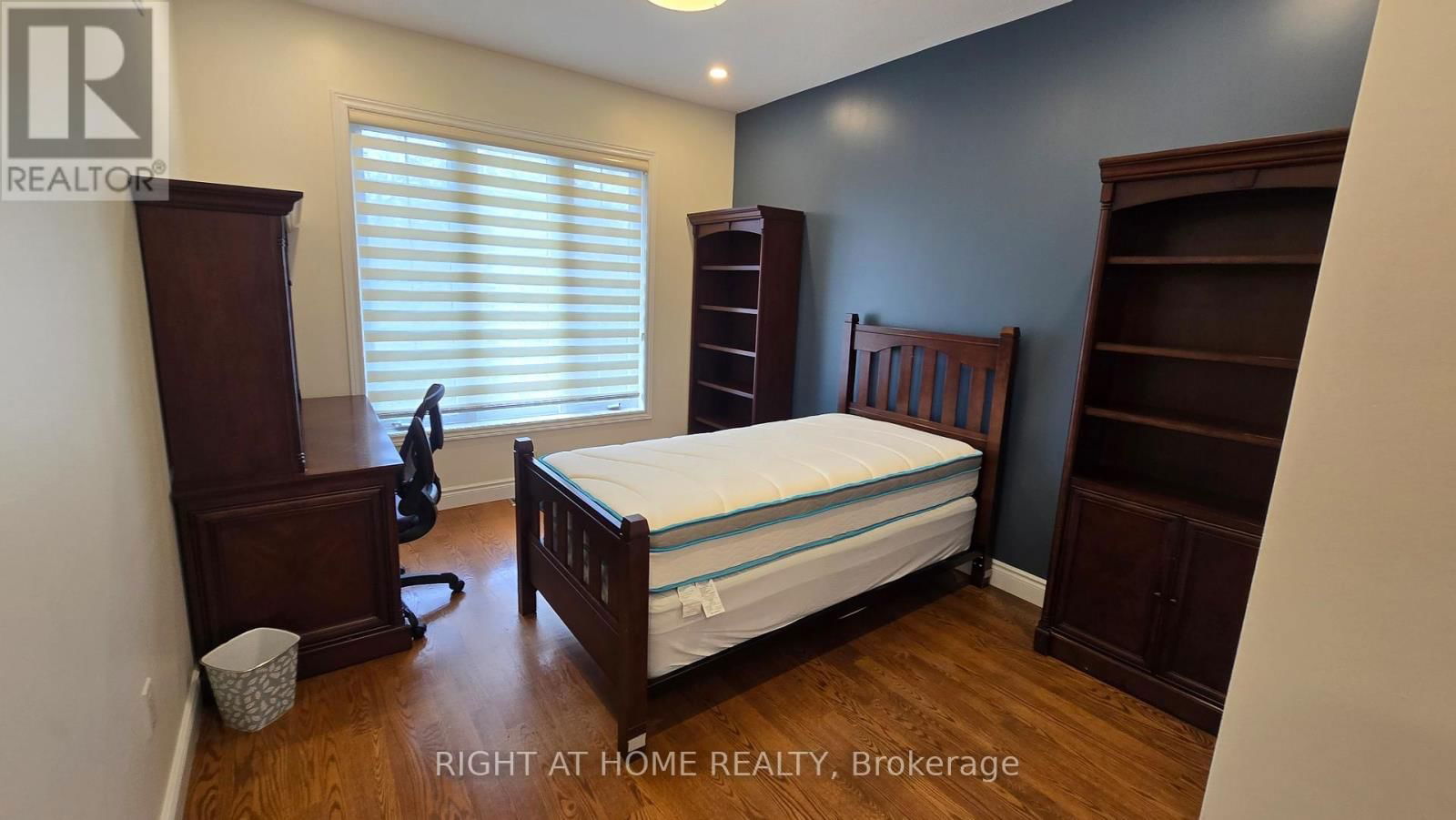 2171 LAKESHORE ROAD Image 32